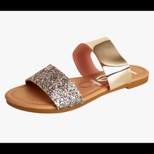 🌟Bebe girls metallic sandals (4)